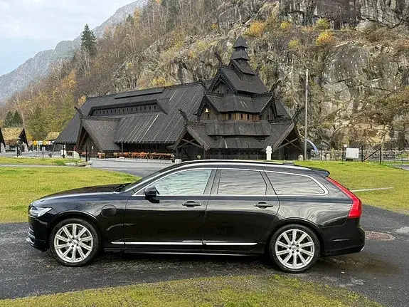 Volvo V90