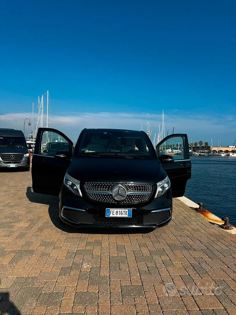 Mercedes-Benz V-Class 2016 photo 4