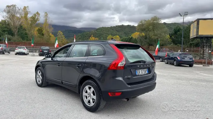 Volvo Xc60 2011 photo 3