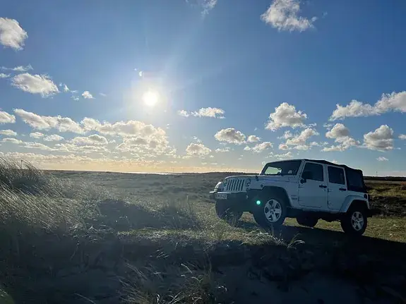 Jeep Wrangler Unlimited 2011 photo 2
