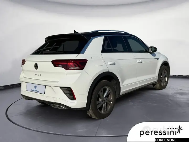 Volkswagen T-Roc 2023 photo 3