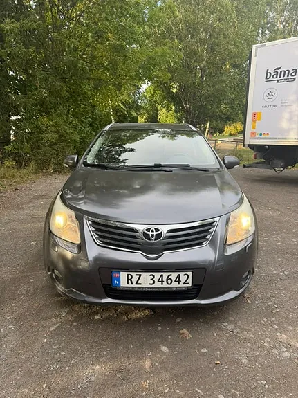 Toyota Avensis 2011 photo 5
