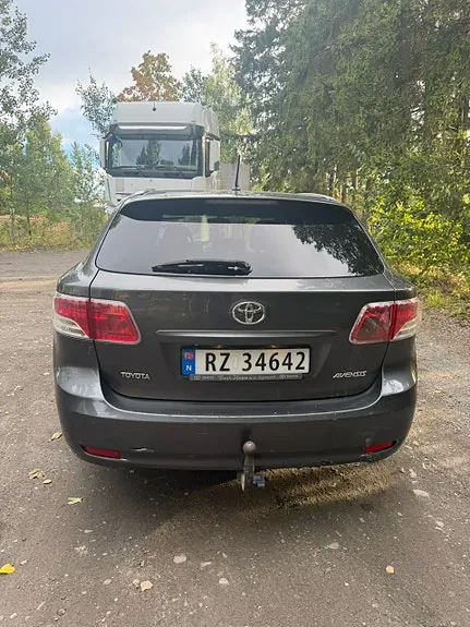 Toyota Avensis 2011 photo 3