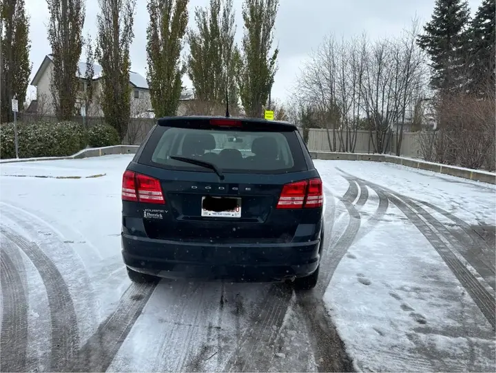 Dodge Journey 2014 photo 2