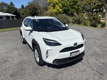 Toyota Yaris Cross 2025 photo 2