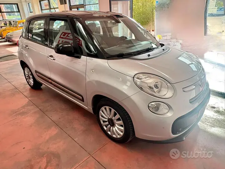 Fiat 500L 2013 photo 2