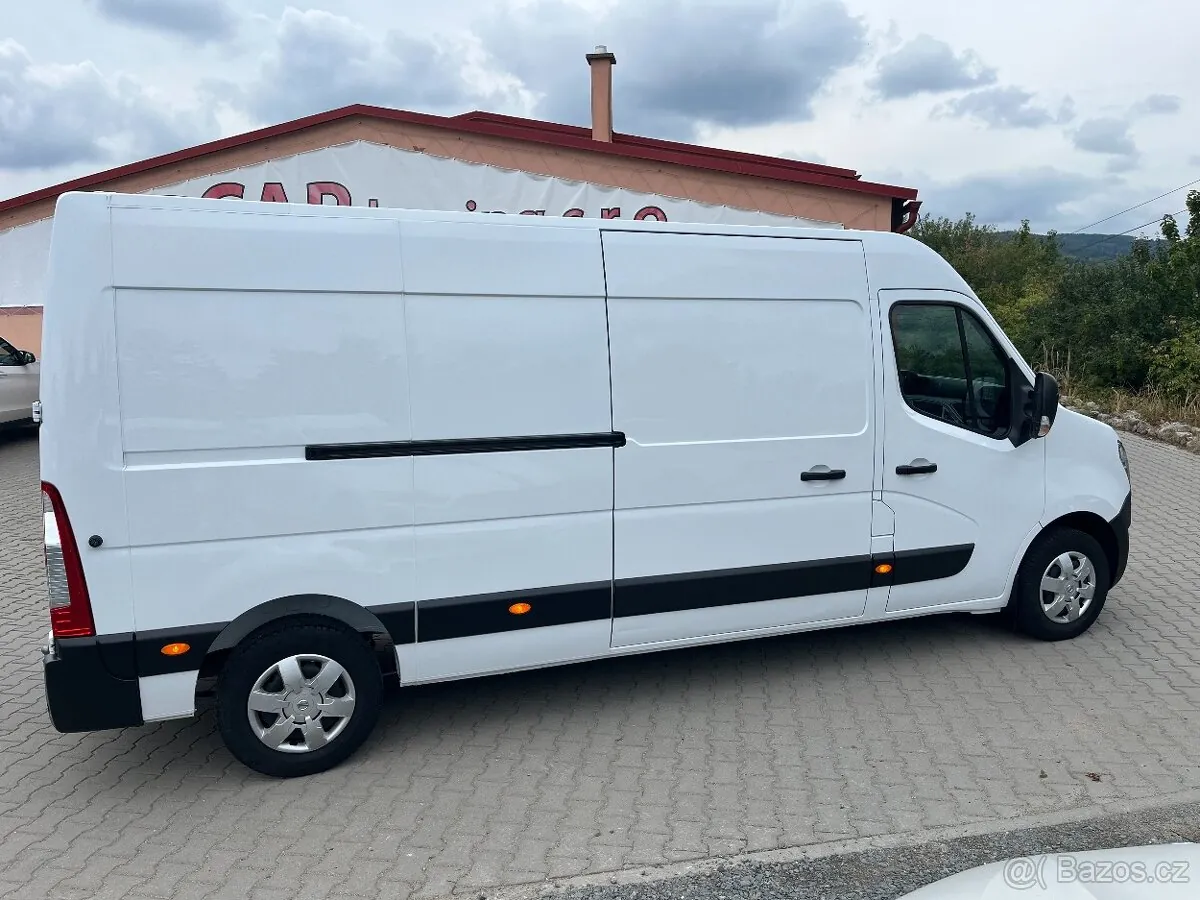 Nissan Interstar 2022 photo 4