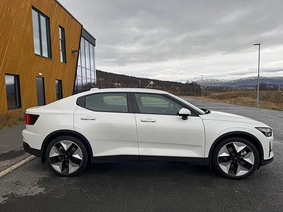 Polestar 2 2023 photo 3