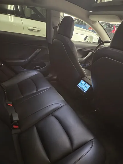 Tesla Model 3 2021 photo 5