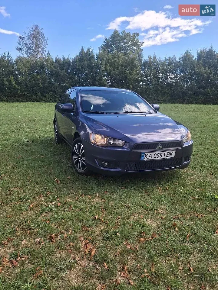Mitsubishi Lancer