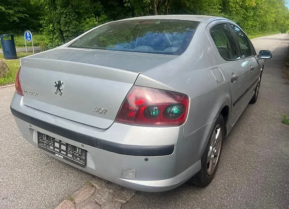 Peugeot 407 2005 photo 5