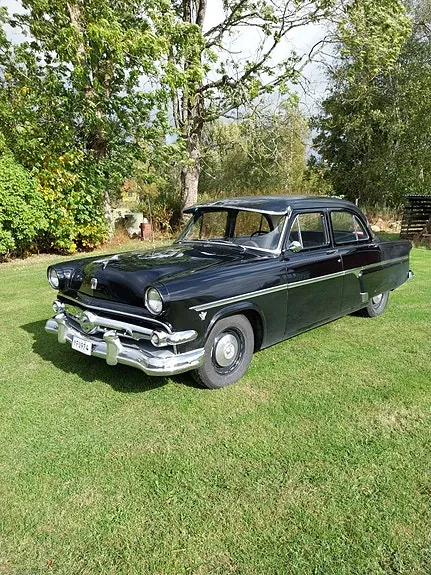 Ford Custom Line
