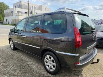 Peugeot 807