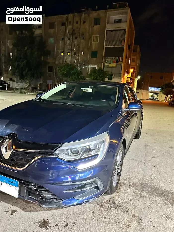 Renault Megane 2022 photo 2
