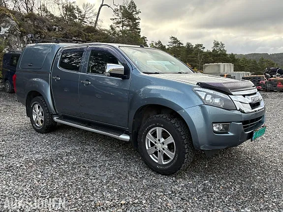 Isuzu D-Max 2012 photo 2