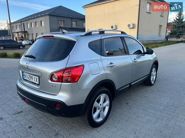 Nissan Qashqai 2008 photo 2