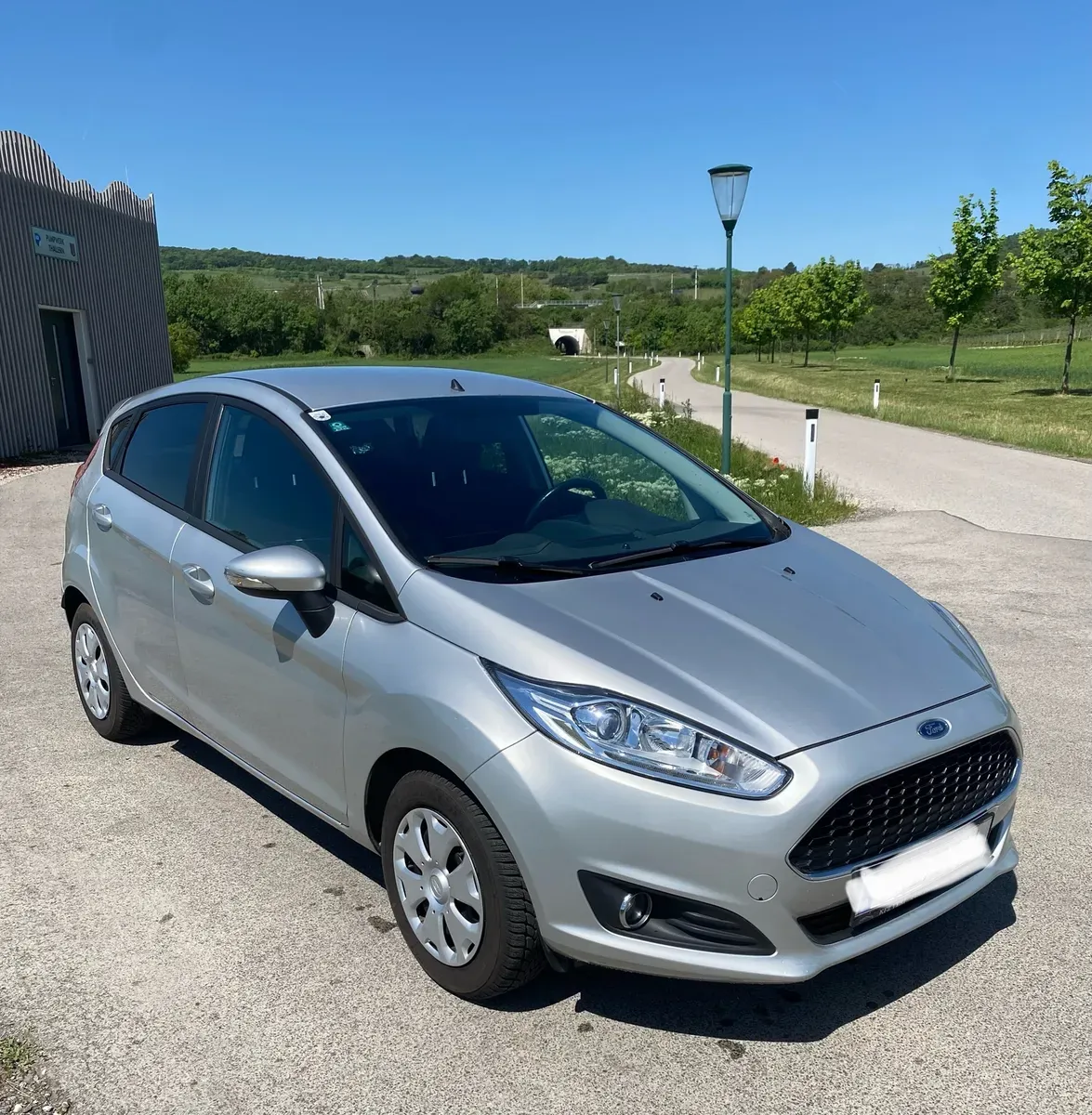 Ford Fiesta 2017 photo 2