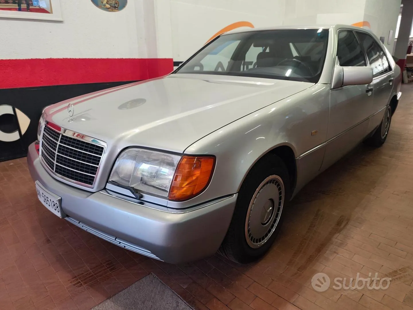 Mercedes-Benz S 300