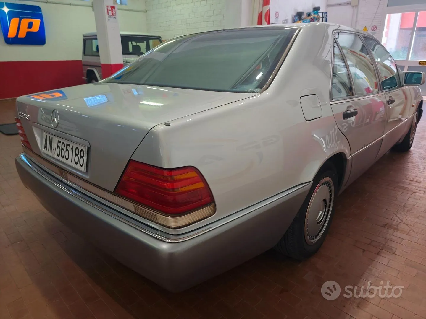 Mercedes-Benz S 300 1994 photo 4
