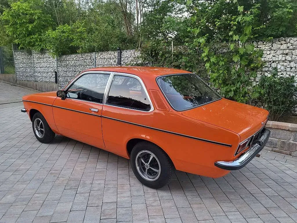 Opel Kadett 1977 photo 3