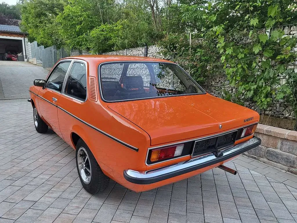 Opel Kadett 1977 photo 2