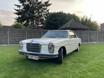 Mercedes-Benz 250 Ce