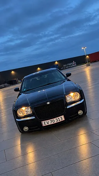 Chrysler 300C 2007 photo 2
