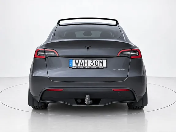 Tesla Model Y 2023 photo 5