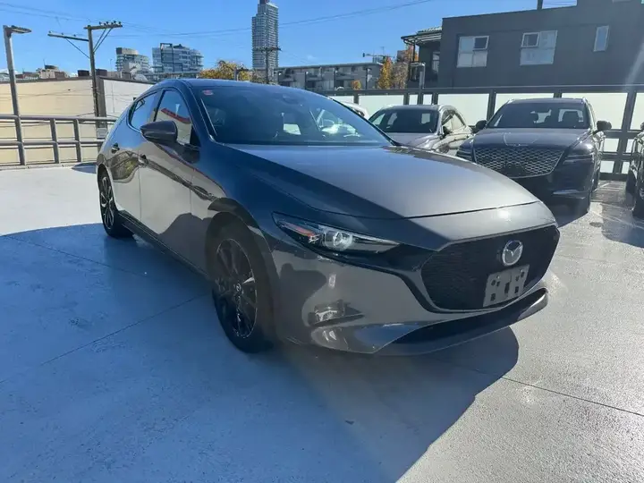 Mazda Mazda3 2020 photo 3
