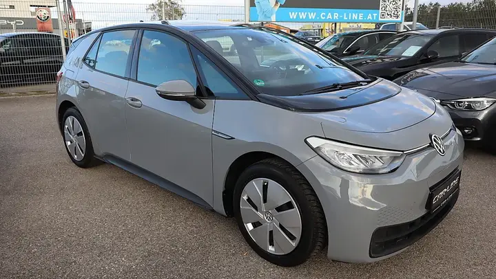 Volkswagen Id.3 2023 photo 3