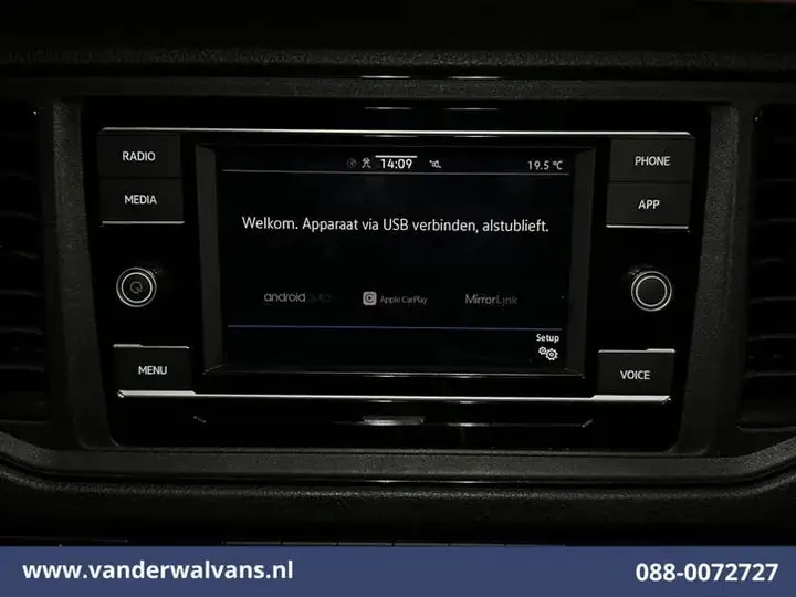 Volkswagen Crafter 2022 photo 3