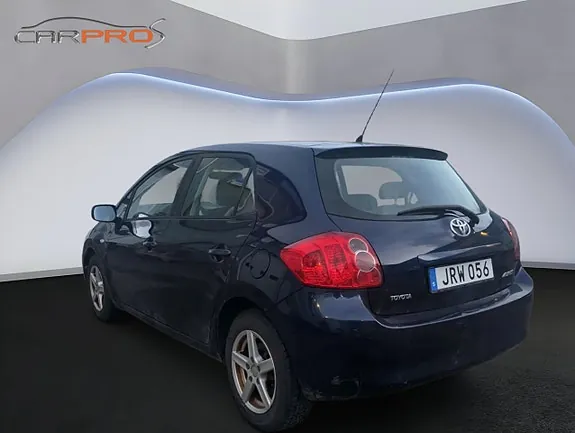 Toyota Auris 2009 photo 5