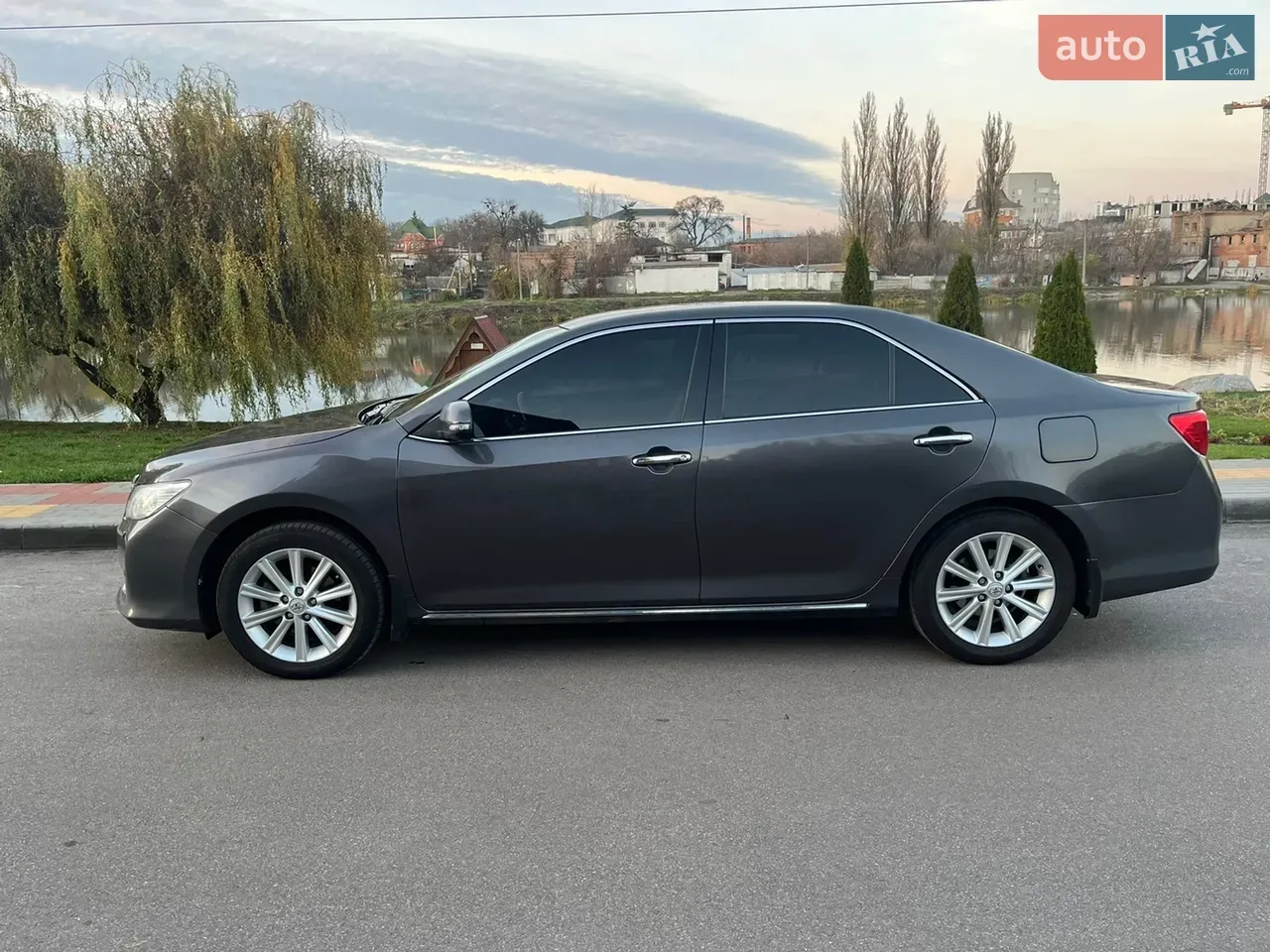 Toyota Camry 2012 photo 4