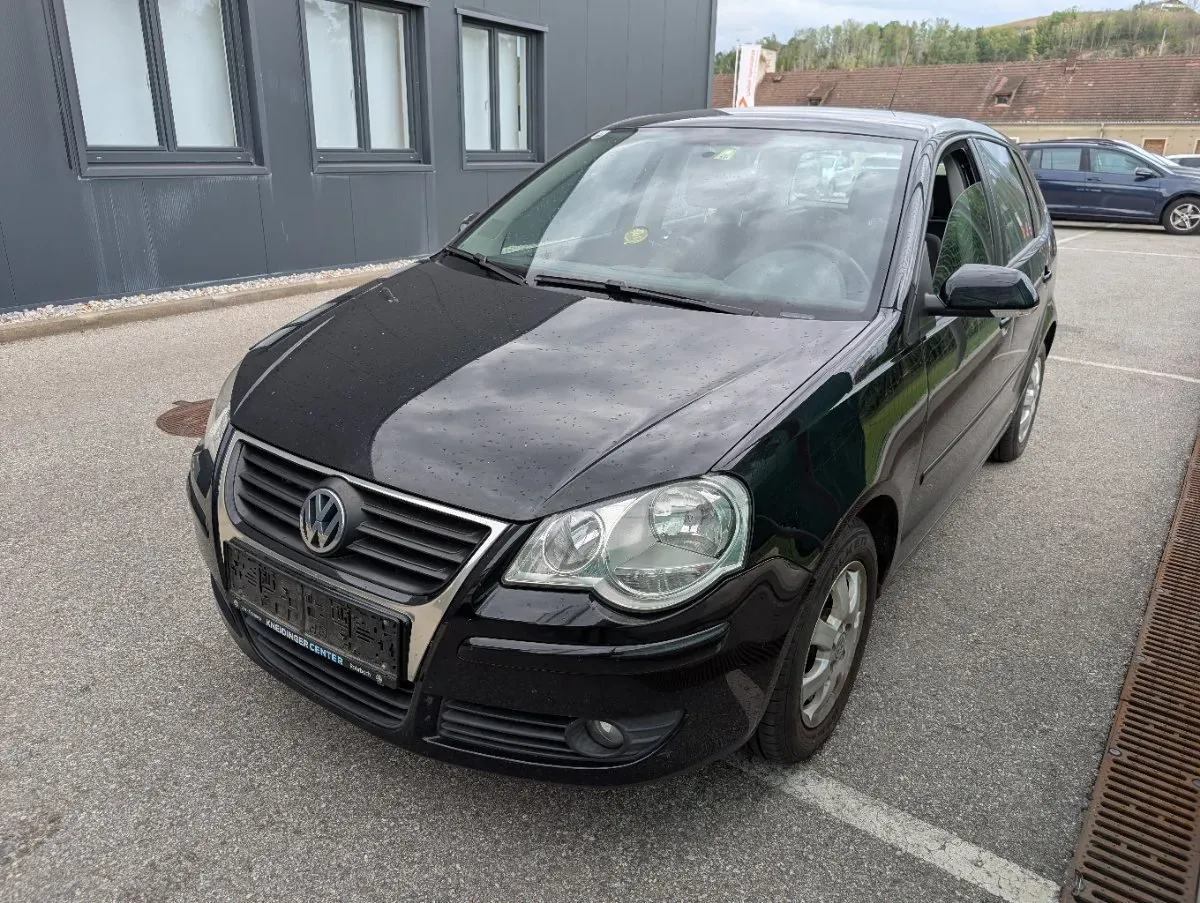 Volkswagen Polo 2006 photo 3