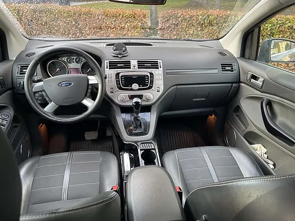 Ford Kuga 2012 photo 4