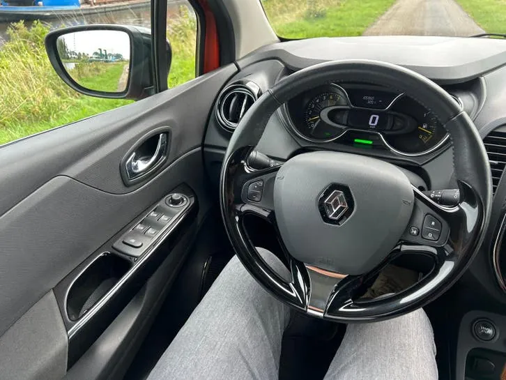 Renault Captur 2015 photo 2