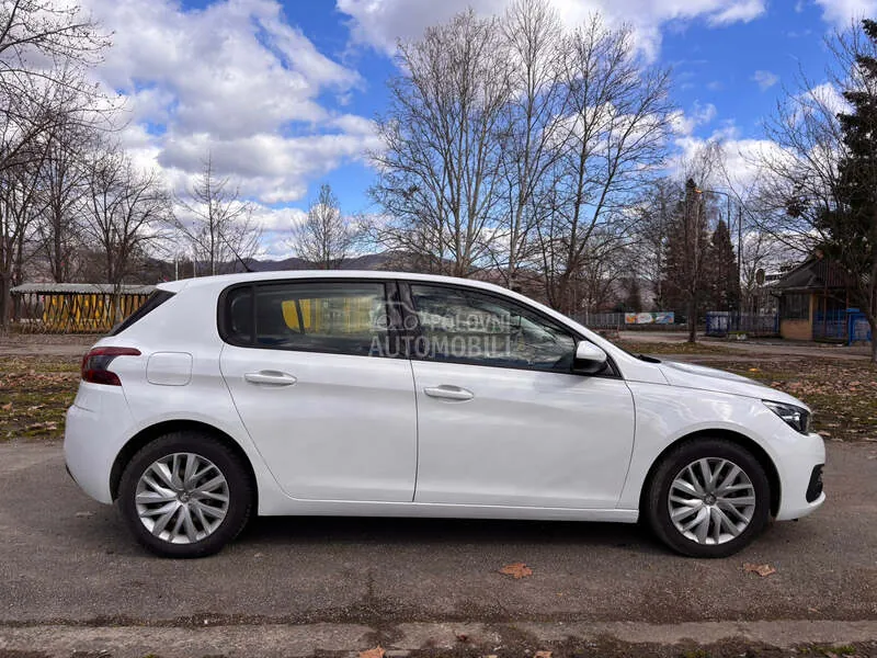Peugeot 308 2020 photo 4