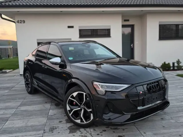 Audi E-Tron 2022 photo 3