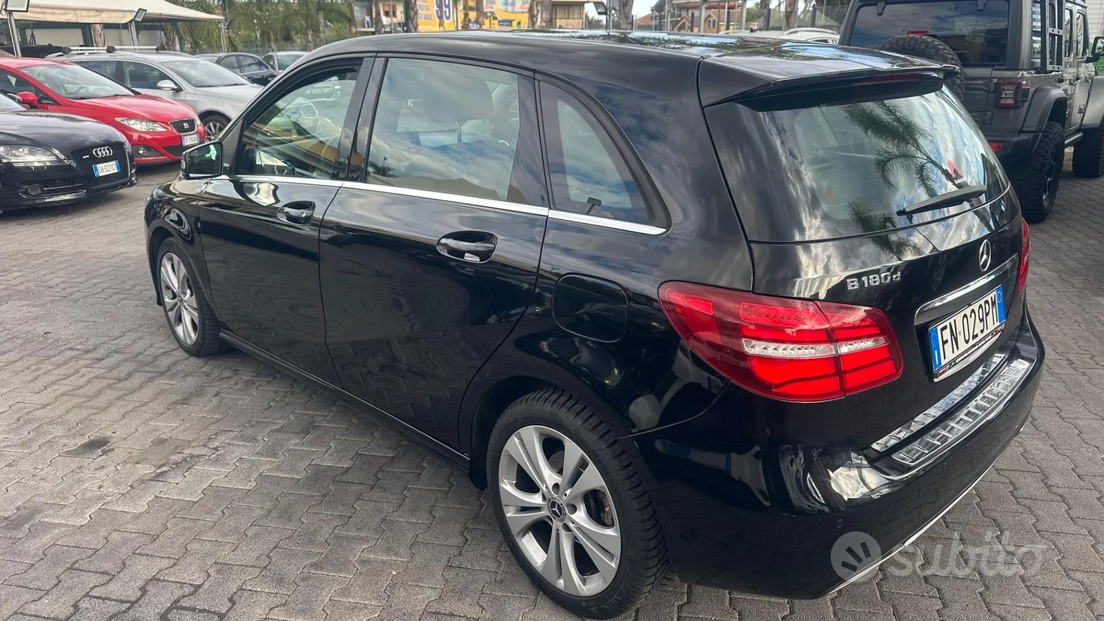 Mercedes-Benz A 180 2018 photo 5