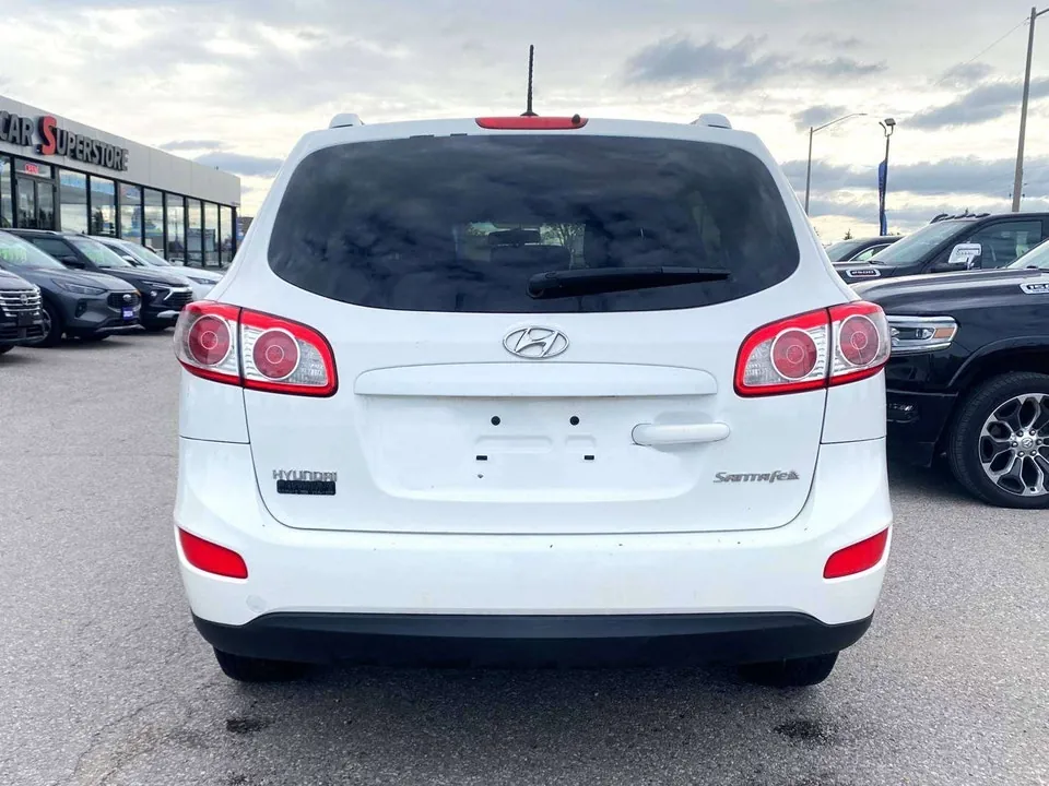 Hyundai Santa Fe 2010 photo 3