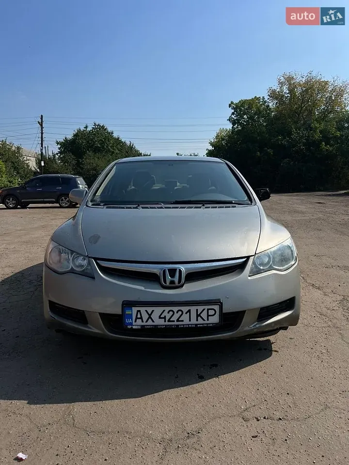 Honda Civic 2006 photo 2