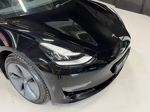 Tesla Model 3 2020 photo 2