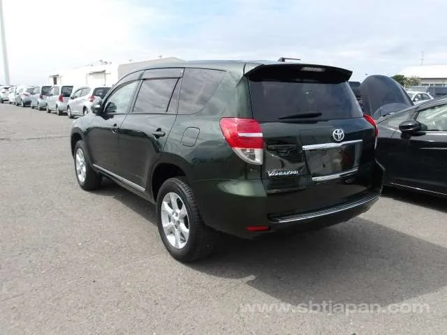 Toyota Vanguard 2010 photo 3