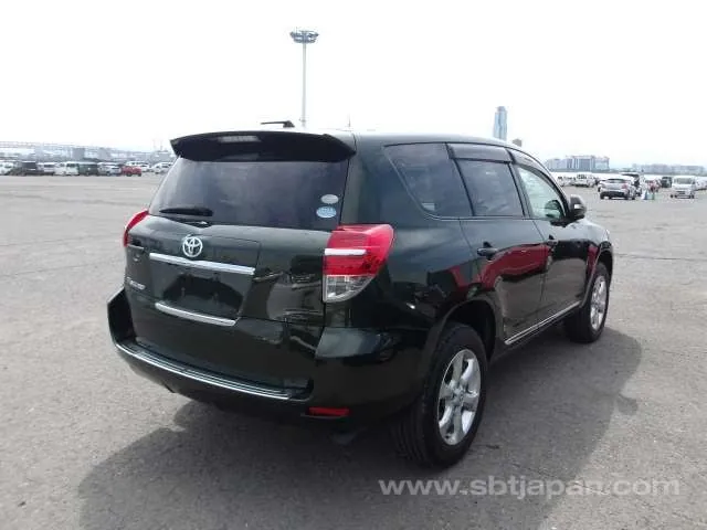 Toyota Vanguard 2010 photo 4