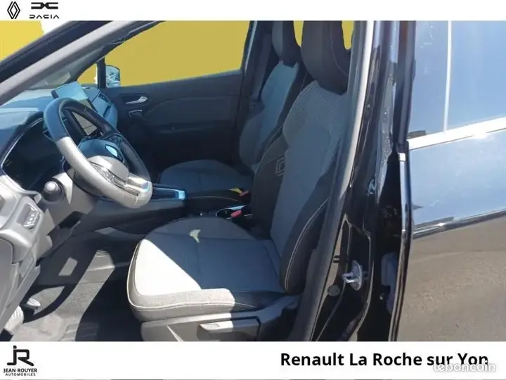 Renault Captur 2024 photo 3