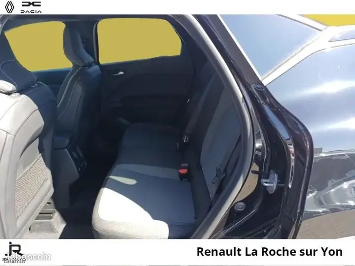 Renault Captur 2024 photo 4
