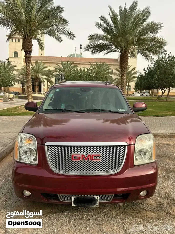 GMC Yukon Denali 2009 photo 3