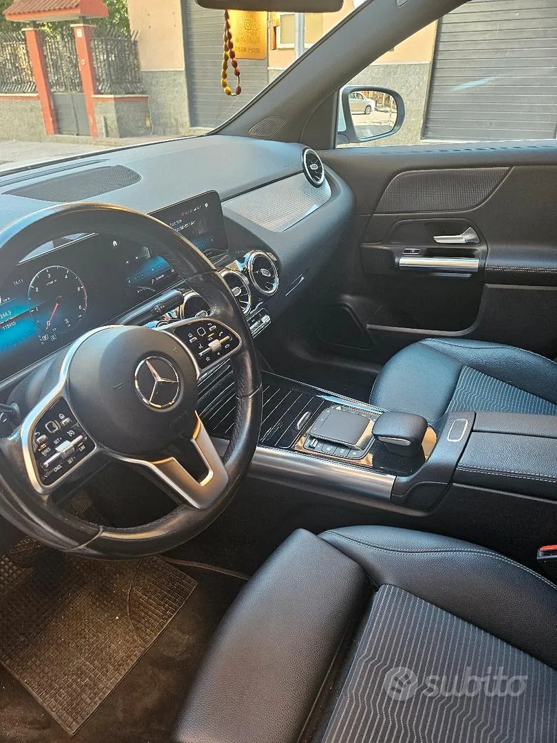 Mercedes-Benz Gla 2022 photo 4