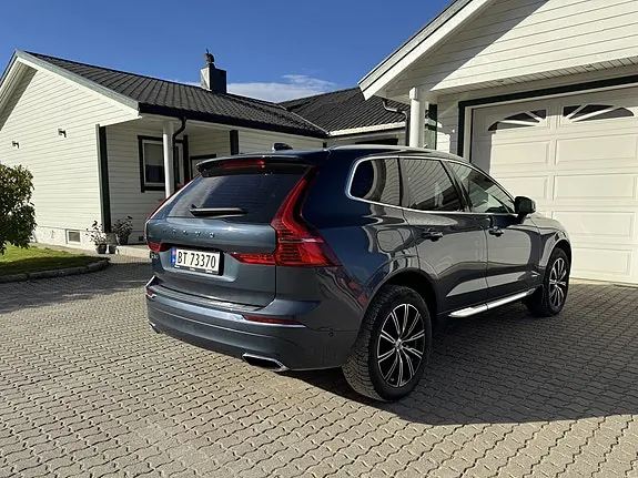 Volvo Xc60 2018 photo 2