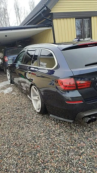 BMW 520D 2011 photo 5